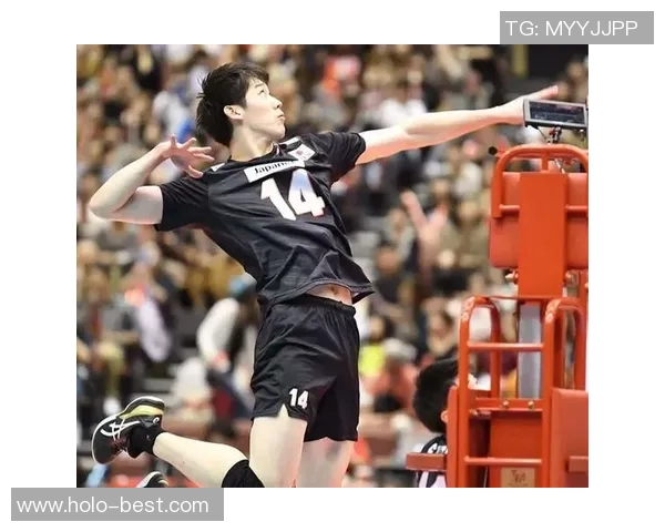 日本男排的足球明星背后的故事与成就分析