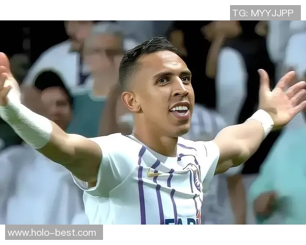 足球明星为何在赛场上不穿鞋子背后的深层原因解析