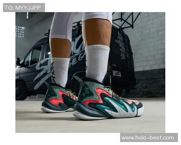 安踏篮球鞋全明星战靴助力球场风云展现运动激情与实力的完美结合 安踏篮球鞋全明星战靴助力球场风云展现运动激情与实力的完美结合